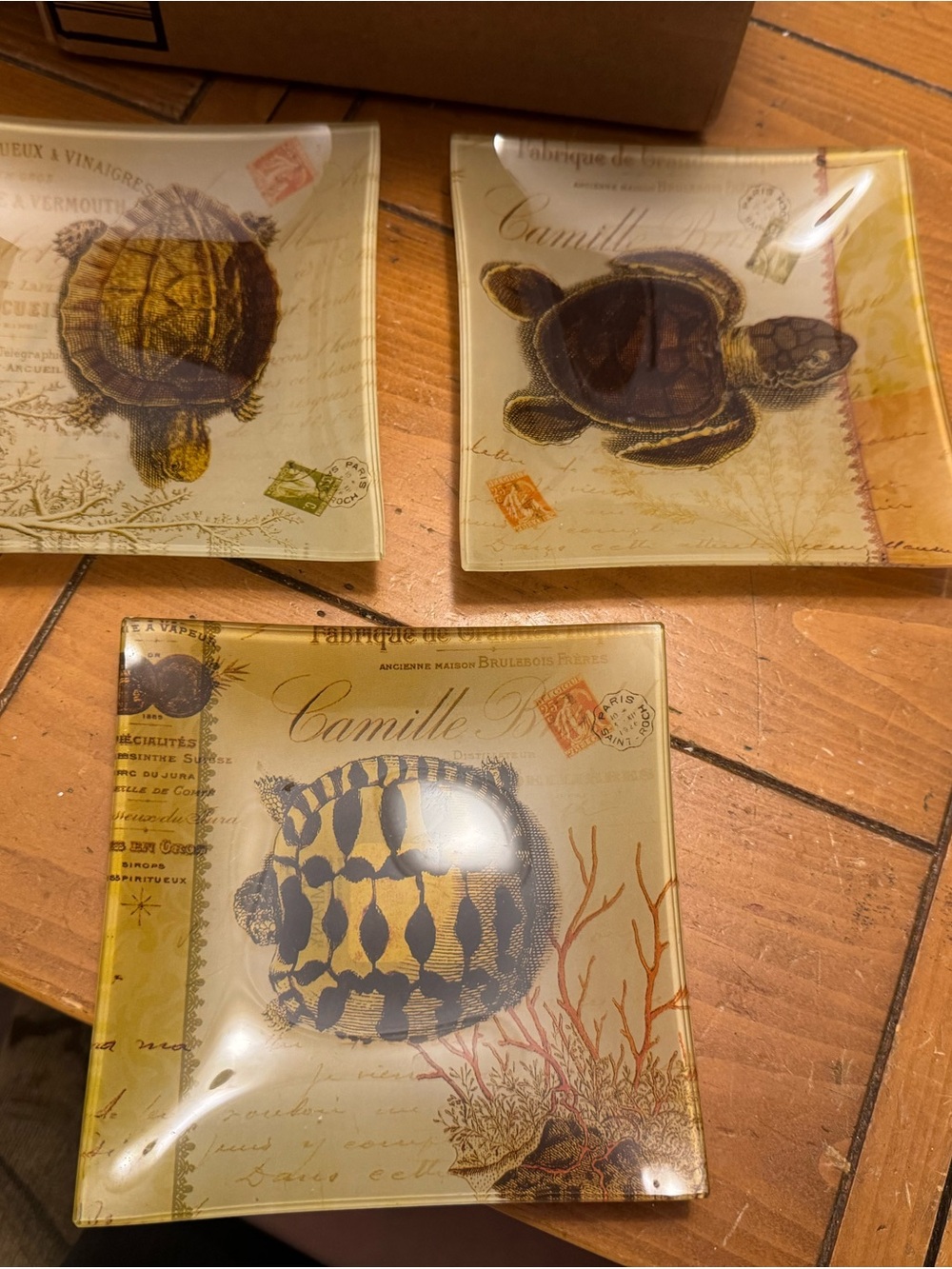 Set of 3 Turtle Glass Trinket Dishes - Yellow & Brown